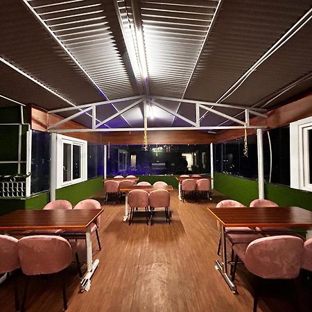 Super Hotel By Perfectstayz Mall Road Mussoorie Extérieur photo