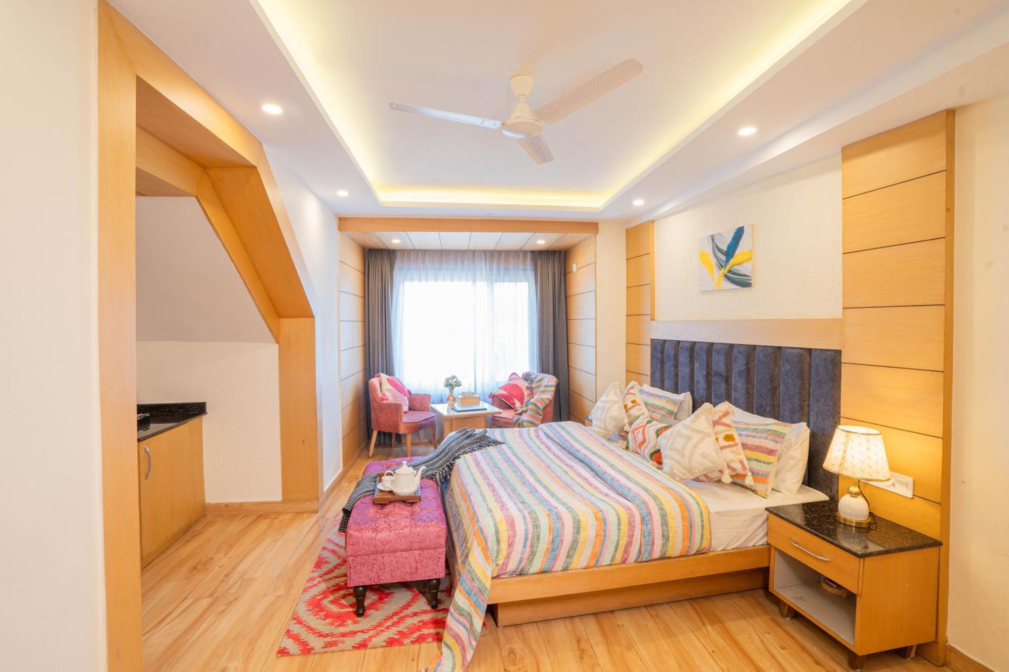 Super Hotel By Perfectstayz Mall Road Mussoorie Extérieur photo