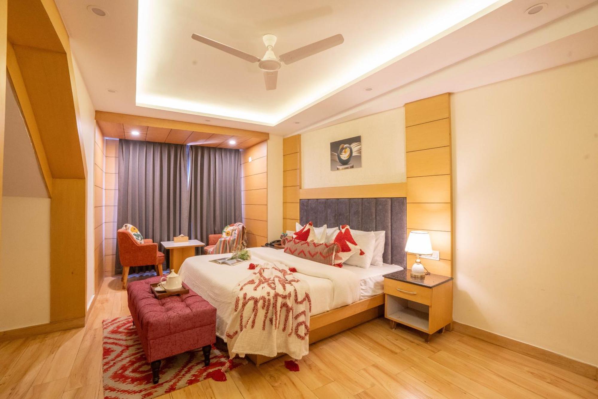 Super Hotel By Perfectstayz Mall Road Mussoorie Chambre photo