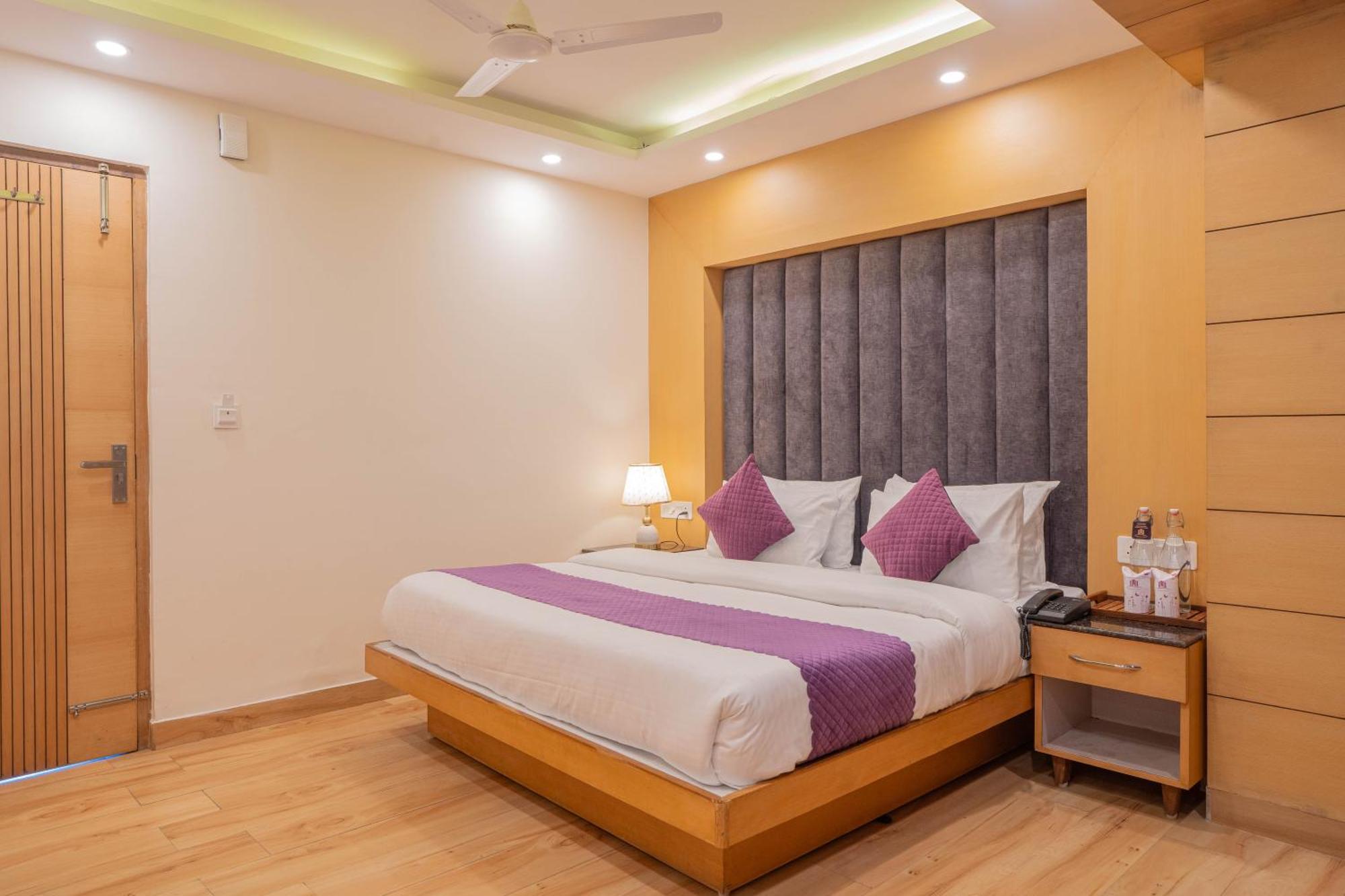 Super Hotel By Perfectstayz Mall Road Mussoorie Chambre photo