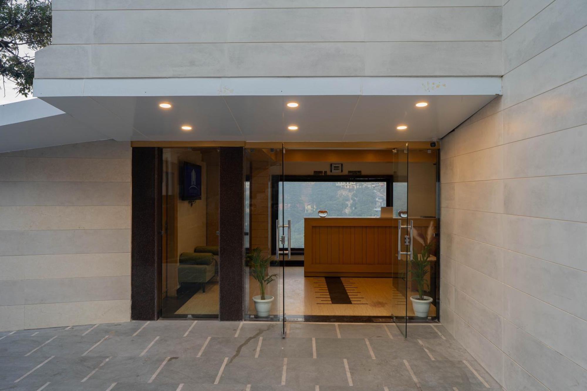 Super Hotel By Perfectstayz Mall Road Mussoorie Extérieur photo
