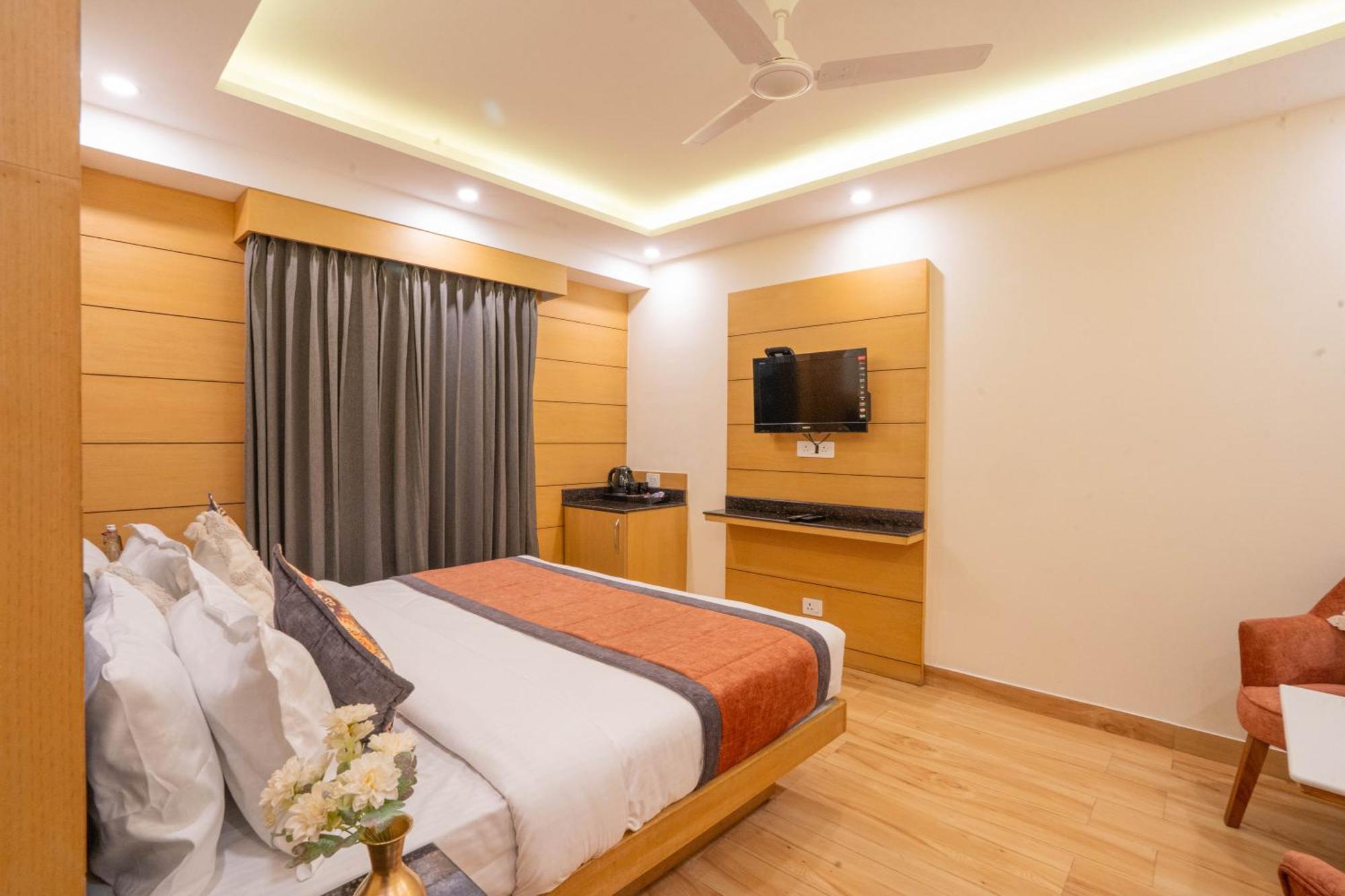Super Hotel By Perfectstayz Mall Road Mussoorie Chambre photo