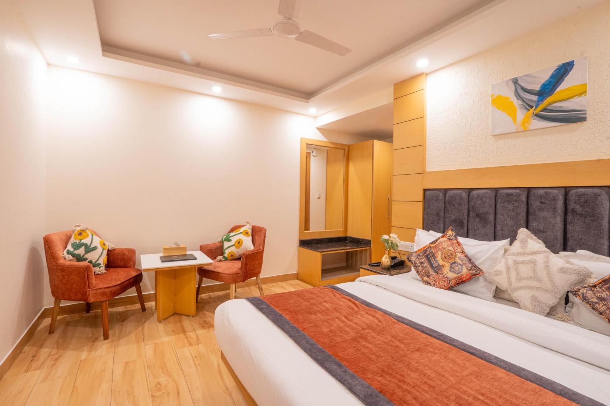 Super Hotel By Perfectstayz Mall Road Mussoorie Extérieur photo