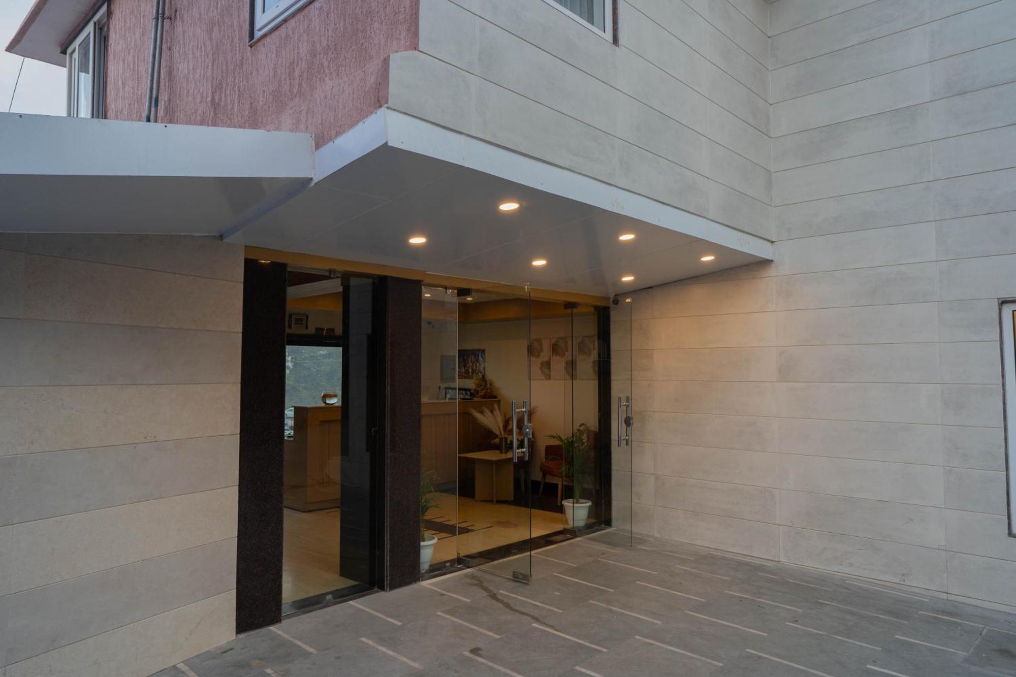 Super Hotel By Perfectstayz Mall Road Mussoorie Extérieur photo